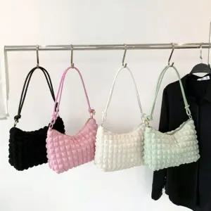 꼬임 매듭 구름 가방 엠보 숄더백 미니 여성 핸드백