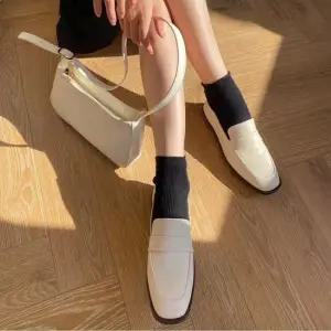 로퍼 겸용 단화 정장 구두 플랫 여자 뮬 깔끔한 여성로퍼 플랫로퍼 캐주얼로퍼 패션로퍼