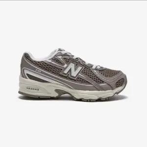 뉴발란스키즈(NB Kids) PZ740SA NKPMFF422E_Beige