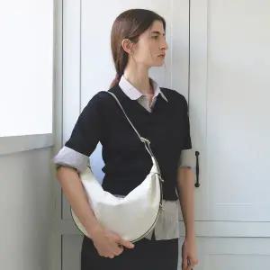 [조이그라이슨] 준 호보백 미디움 나일론 LW5SE8390_02