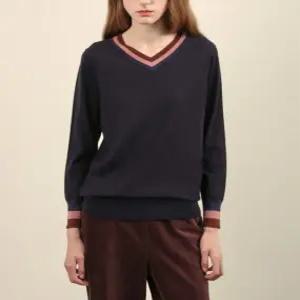 올리비아로렌 / 브이넥 칼라배색 풀오버 VOBBL4W9241 / 애플아울렛 ( 네이비 퍼플 )