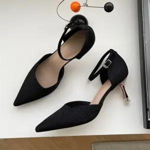 슬림라인 스틸레토 실루엣 여성 하이힐 펌프스 5FWY (WFK5SN7)