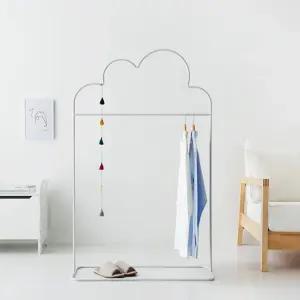 마켓비 KURUM 스탠드행거 81130