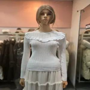 [에고이스트] 오픈 워크 러플 니트 티  ES1JK-101