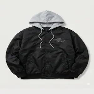 [NBA] NYK 패디드 후드 항공 점퍼(N251JP104P) BLK