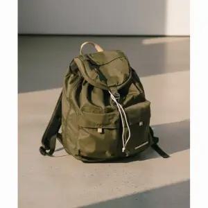 로우로우 RAWROW 시티워커 럭색 919 백팩 배낭 대학생 여행용 가방 3컬러