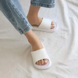 데일리 IB773768 편한 스타일 여성슬리퍼 초깔끔 운동화 슬리퍼