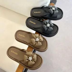 캐주얼 UF910630 슈즈 클로버 큐빅 꽃 포인트 폭신 통굽 슬리퍼