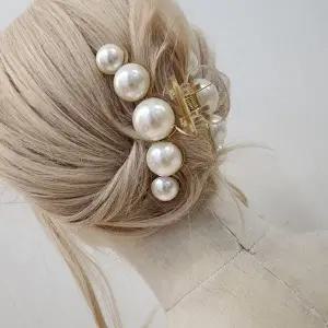 [셀러에이드]진주 장식 헤어집게 올림머리 반묶음 헤어악세사리 핀