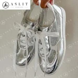[애슬릿] 여성 스니커즈 실버 메쉬 콤비 운동화 메탈릭 발 편한