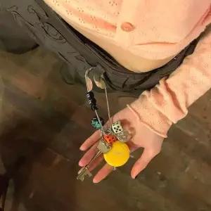 인싸 니치 스타일 스마트 키홀더 키링