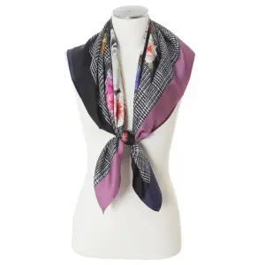 [롯데백화점]닥스 실크 스카프 FKS072