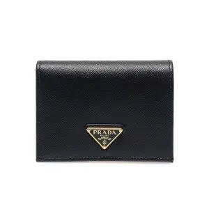 사피아노 트라이앵글 로고 반지갑 블랙 1MV021-QHH-F0002