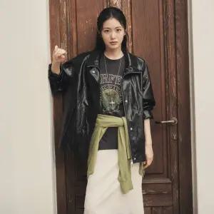 잇미샤 [25 F/W] 하이넥 페이크 레더 자켓 ITP9ZLJ730 325114