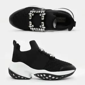 로저비비에 26SS 비브 런 스트라스 버클 테크니컬 패브릭 여성 스니커즈 RVW50624180KOTB999