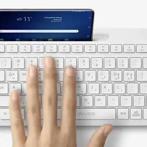 무선+블루투스 스마트폰거치형 키보드 화이트 맥키보드 무선키보드 (KYR-WFK3WQV)