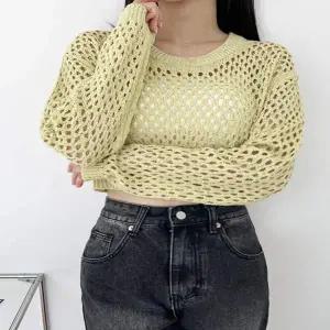 12 OV89BE23 여성 퐁퐁 그물크롭긴팔니트