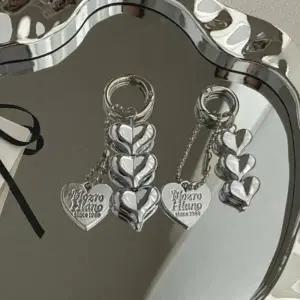 아트박스/신상오픈런 여성용 레트로 스타일 실버 하트 키링 주얼리