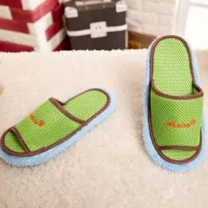 슬리퍼 AP331801 극세사 색상랜덤 학생슬리퍼 룸슬리퍼 거실화