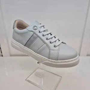 [엘칸토]엘칸토 HC11 소가죽 여성 스니커즈 V8Y7U51V316 (46180112)