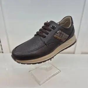 [엘칸토]엘칸토 HC11 소가죽 남성화 Y6V3U61X385 (46185047)