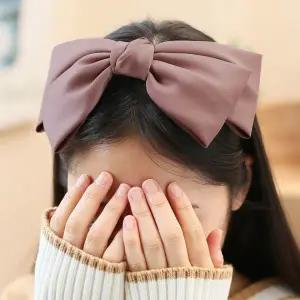 [셀러에이드]새틴 빅 리본 포인트 헤어밴드 머리띠 머리끈