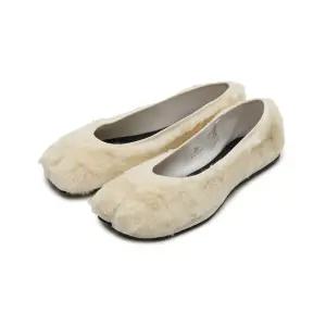 드로게리아 크리베리니 타비 클래식 메리 제인 나일론 테디 화이트 FTCL-WHX