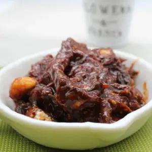 VDG 멸치젓무침 국내산 500g신선갈 멜젓 납품반찬 대용량 식당