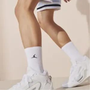 나이키 조던 발목 양말 크루삭스3p 농구 축구 운동 땀흡수 캐주얼 착용감 스포츠 족구