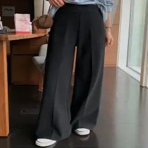 블랙 이지 밴딩 와이드핏 슬랙스 (one color)