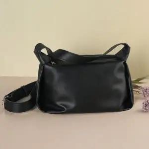 HL] 크로스백 데일리 스타일 심플 백팩 에코백  2