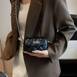 여성 클래식 퀄팅 모던 미니 크로스백 체인