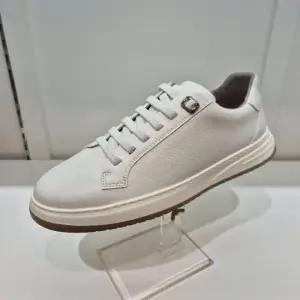 [엘칸토]엘칸토 HC11 소가죽 남성 스니커즈 R8V1U61X339 (46212593)