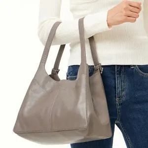 [현대백화점 선물추천] CK캘빈클라인 3050 여성 신치드 컨버터블 숄더백 브라운