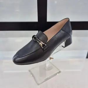 HC11 양가죽 여성화 세미정장 단화  N8B1U4V13