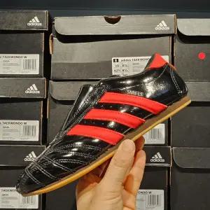 [국내매장 정품] 아디다스 오리지널 태권도화 태권도 운동화 JS1228