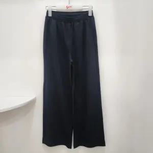 [소이]블랙  와이드 바지 25F0253_SC