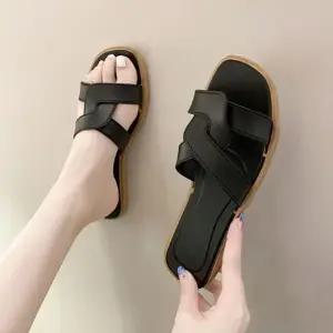 여성신발 슬리퍼 플랫 여자 꼬임 슬리퍼 (WFJX0L8)