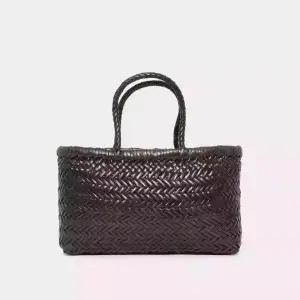 (공식수입)드래곤디퓨전 26SS 미니 플랫 고라 여성 토트백 8809 DK BROWN