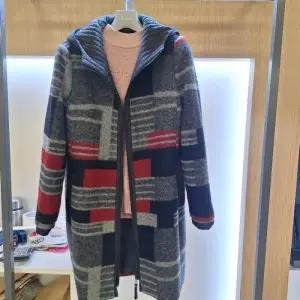 세리아 HC42 겨울후드반코트 후드코트 244356