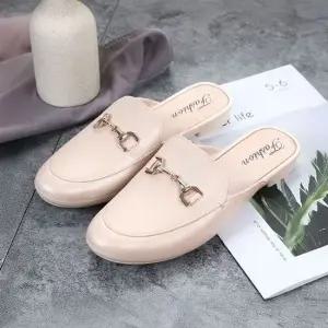 버클 인기 클래식 3컬러 심플 감성 플랫 단화 블로퍼 여성블로퍼 여자슬리퍼 정장슬리퍼