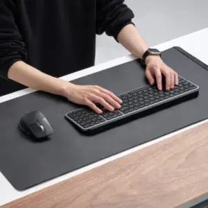 [롯데백화점]지오 [GIO]일리안 가죽 데스크 매트 양면 책상 패드 논슬립 대형 마우스 장패드