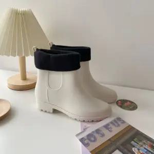 여자 패션 기모장화 눈오는날 방수 부츠 한겨울 레인 유니크