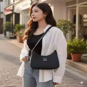 무센트 mucent 테린 메탈 로고 레더 호보백 남녀공용