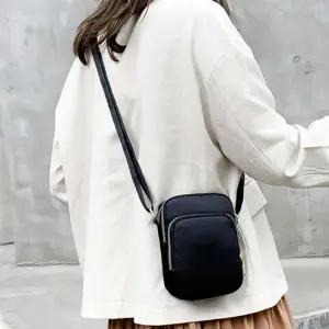 [라일리] Rly 3단 경량 나일론 크로스백 남성 여성 데일리 여행가방