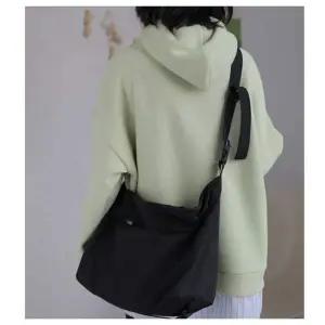 [콩심팥심]캐주얼커플 크로스백 메신저백