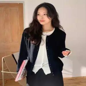 제너럴아이디어 generalideastandard 더블 레이어드 크루넥 가디건 [BLACK] GF1LKC509