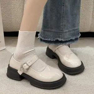 둥근코 CR489655 메리제인 디자인 러블리 귀여운 느낌 통굽로퍼