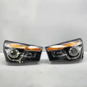 코란도 투리스모 헤드라이트 전조등 전구타입 A