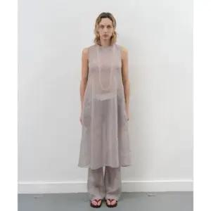 아모멘토 쉬어 롱 드레스 그레이 19224611164352